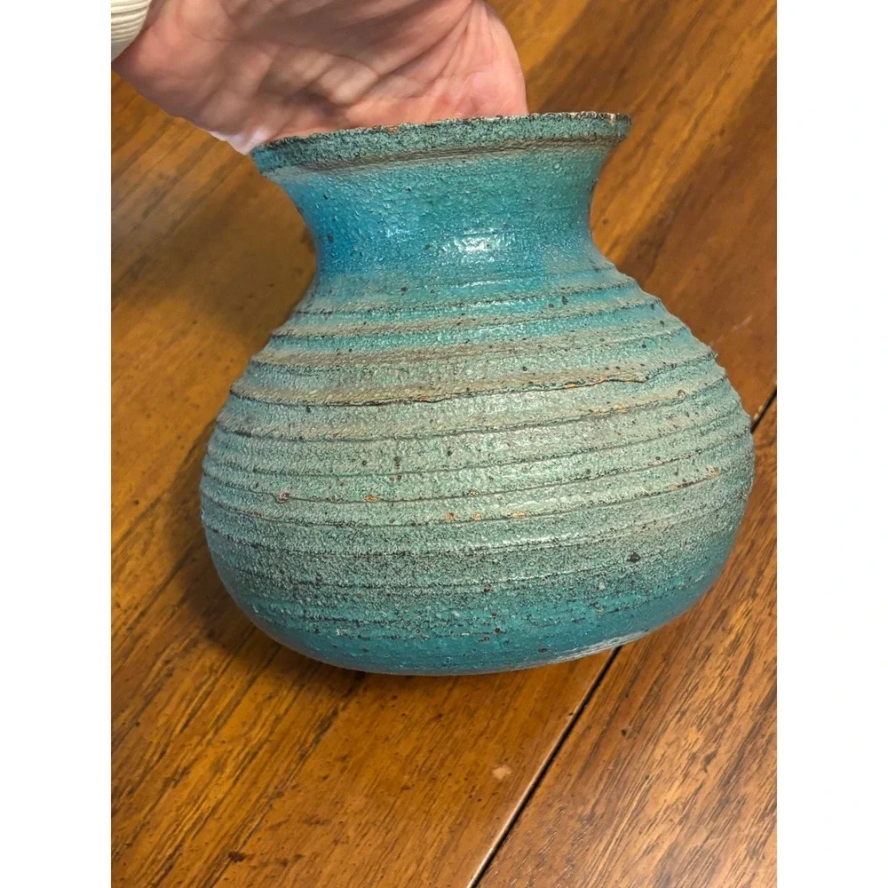 Stoneware Pottery Turquoise Blue Ribbed Textured‎ Vase Pot Signed Brutalist 5.5